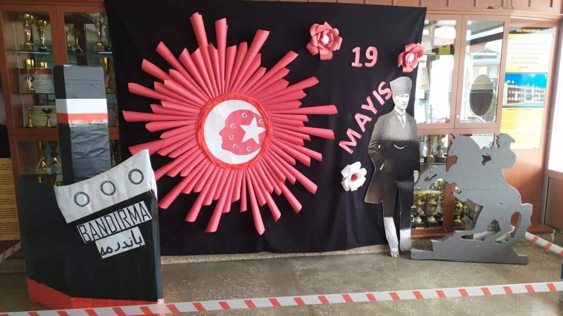 19 MAYIS ATATÜRK'Ü ANMA, GENÇLİK VE SPOR BAYRAMI KUTLU OLSUN.